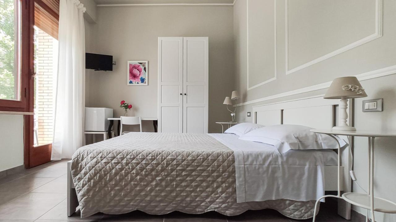 La Dama Room&Breakfast Russi Ngoại thất bức ảnh